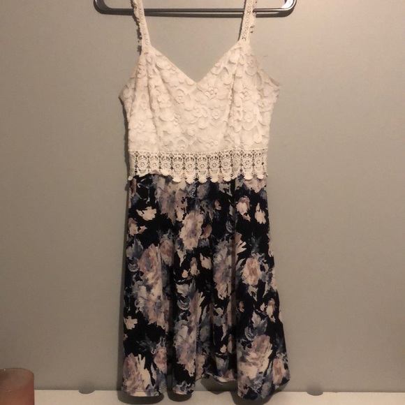 Lace and floral print summer dress from Eclipse - Picture 1 of 2